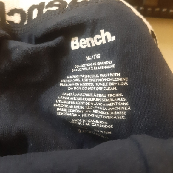 Bench under wear ( 2pc) - Picture 5 of 6